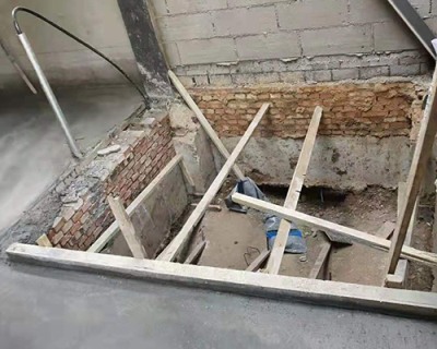 山西加裝電梯、土建改造中